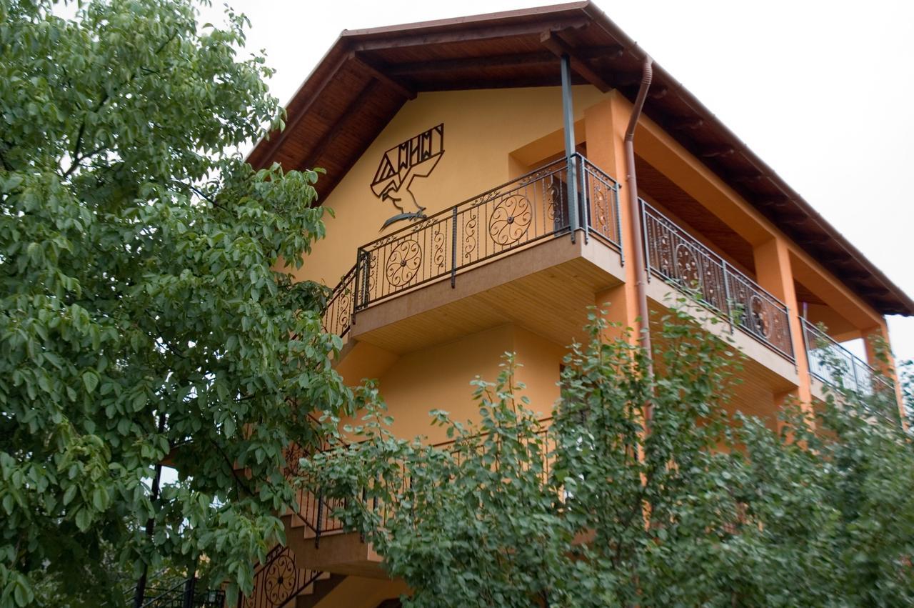 Turul Otel Berehove  Dış mekan fotoğraf